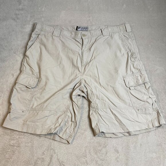 Columbia Men's Cargo Shorts XL Khaki Nylon Outdoor Wear Durable & Comfortable - Picture 9 of 9